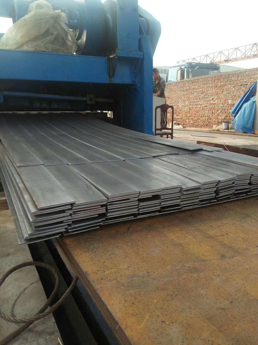 High Quality ASTM A36 S355jr Ss400, Q235B Q355b Mild Steel Iron Black Sheet Hot Rolled Steel Coil Steel Strip 0.8-20mm Thickness