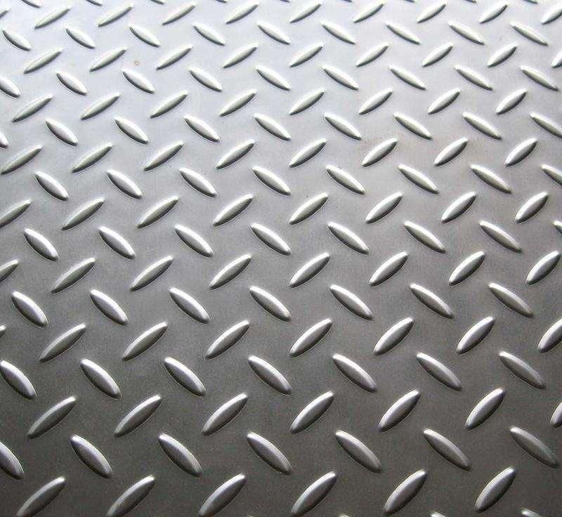 Price of Checkered Plate Tear Drop Chequered Ms Carbon Steel A36 Q235 3mm Steel Plate Price