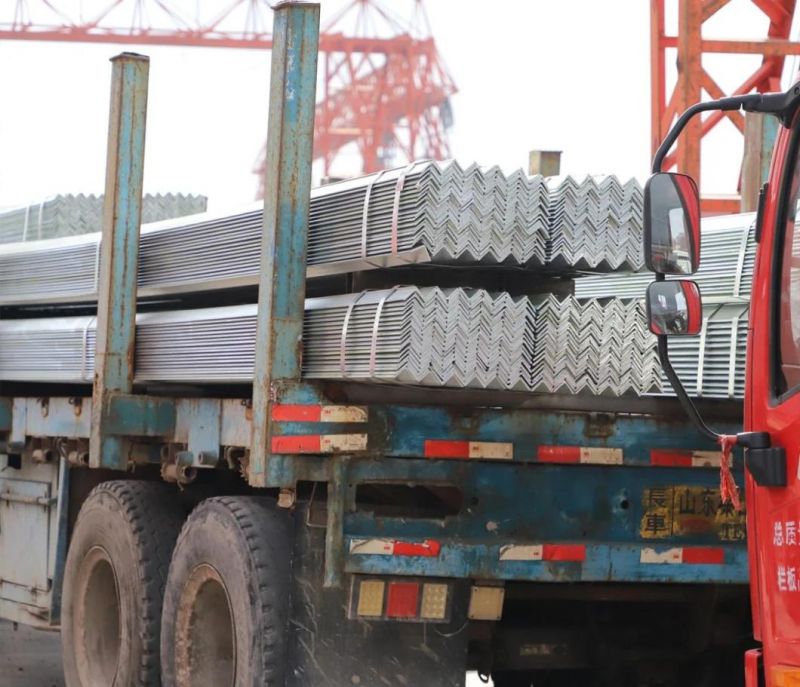 Low Price Standard Sizes Hot Dipped Galvanized Ss400 Slotted Angle Mild Angle Steel Bar