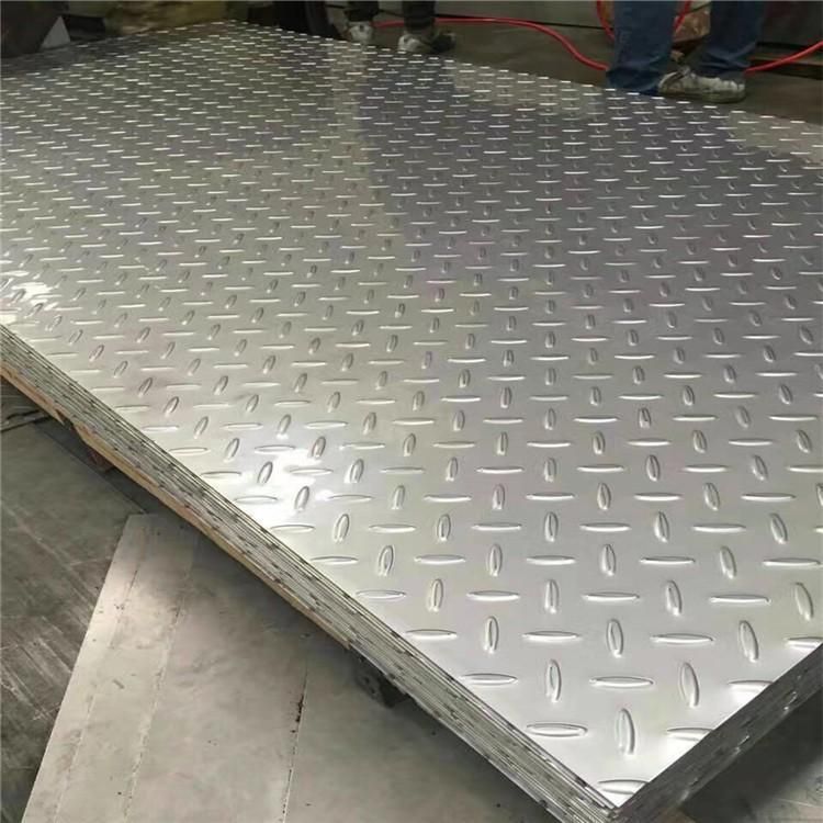 304 Anti-Slip Plate Stainless Steel Embossed Checkered Diamond Sheet