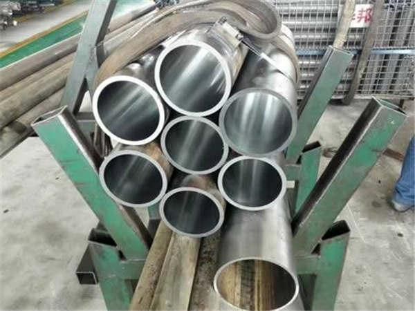 High Precision Ss275 Steel Pipe ASTM A106 Seamless Steel Pipe Manufacturer Q235B Steel Pipe