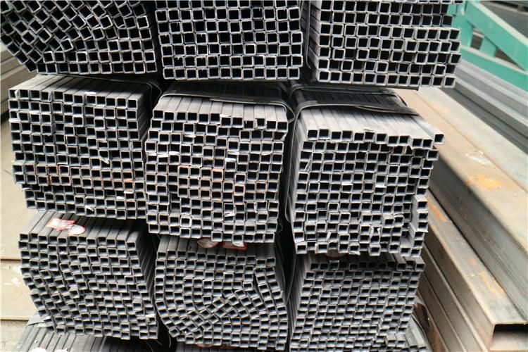 Factory Direct Sales Q235 20X20mm Greenhouse Galvanized Welded Square Steel Pipes