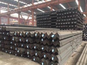 Equal &amp; Unequal Hot Rolled Steel Angle Bar in Stock