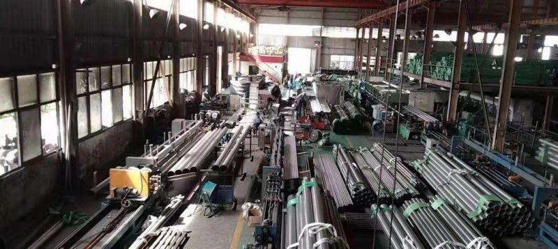 Factory Selling SUS304 Stainless Steel Welded Pipe Bright Polished Ss Pipe in 6m Length