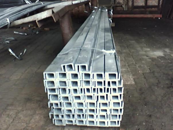 Hot Rolled Carbon U Channel Steel in Q235 Materials