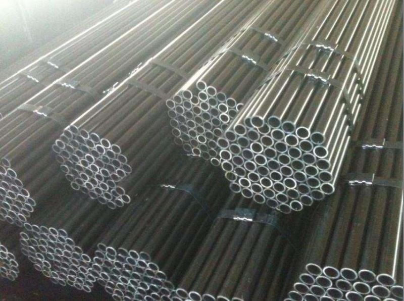 Carbon Steel Pipe Manufacturer′s Factory Processing