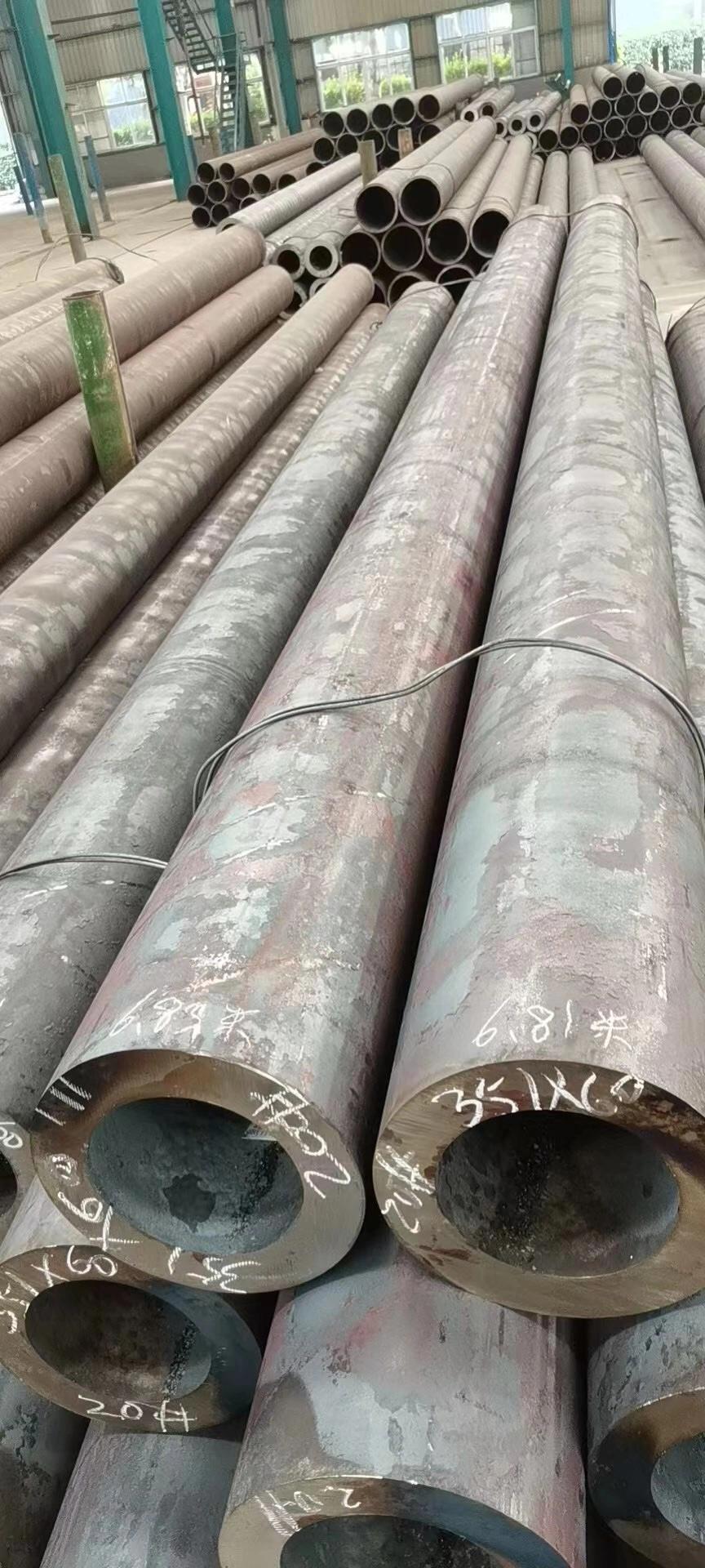 High Quality Suppliers API 5L Steel Pipe Carbon Seamless Steel Pipe Manufacture Alloy Seamless Steel Tube