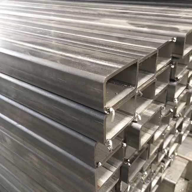 Square & Rectangle Hot Dipped /Pre Galvanized Steel Pipe for Scaffolding and Construction