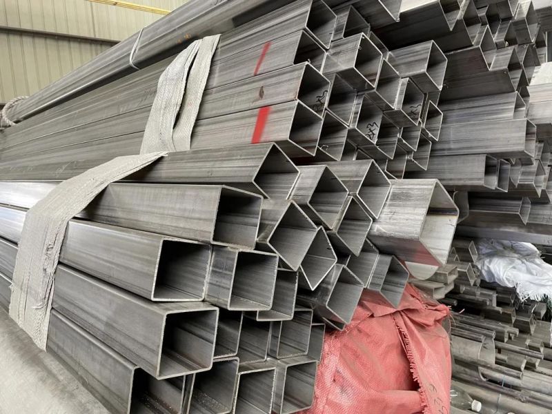 304 316L API 5L A106 A53 Stainless/Seamless/Galvanized/Spiral/Welded/Copper/Oil/Alloy/Square/Round/Aluminum/Precision/Black/Carbon/ERW/Steel Pipe