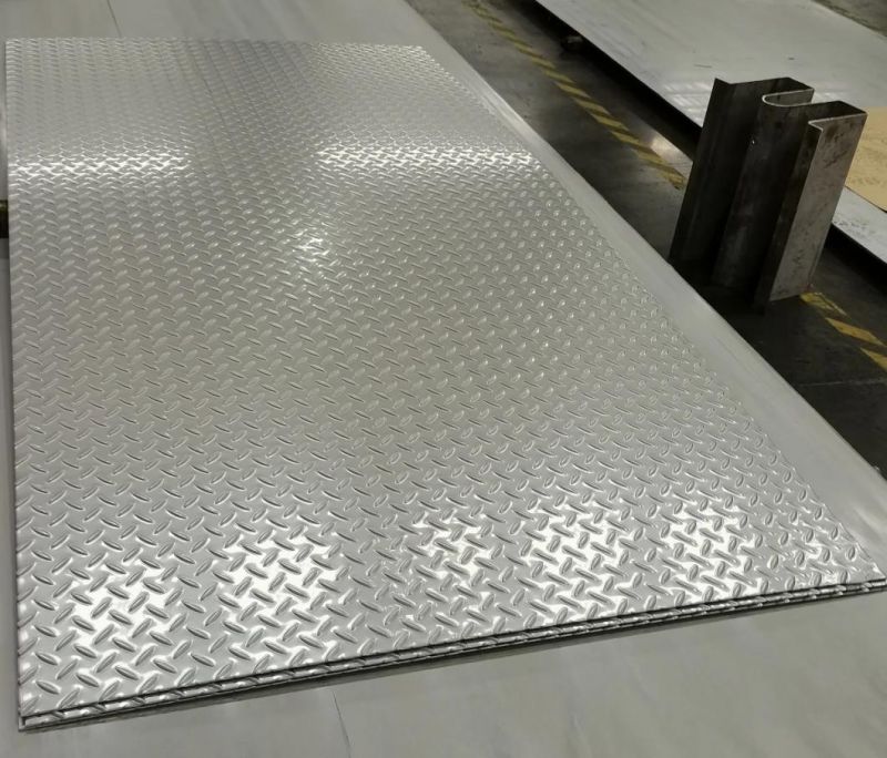 AISI 304, 304L, 316L Hot Rolled Stainless Steel Checker Plate Ss Checker Coil Checker Steel Plate
