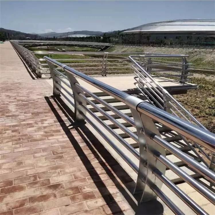 304, 316 Stainless Steel Channel Tubes, Pipe with Different Surface