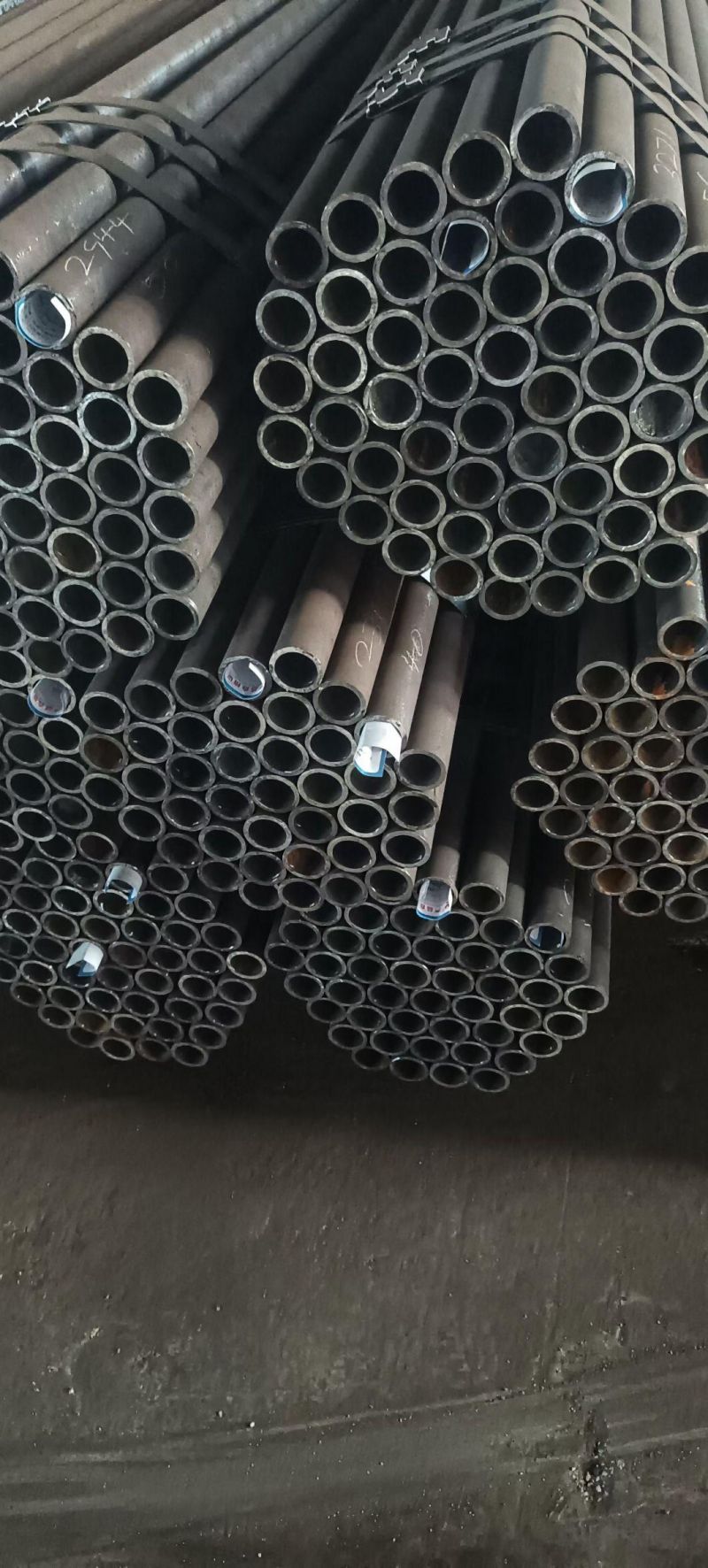 ASTM SAE1518 Precision Seamless Steel Pipe SAE 4140 Alloy Steel Pipe Usded as Nitrogen Drilling Steel Pipe