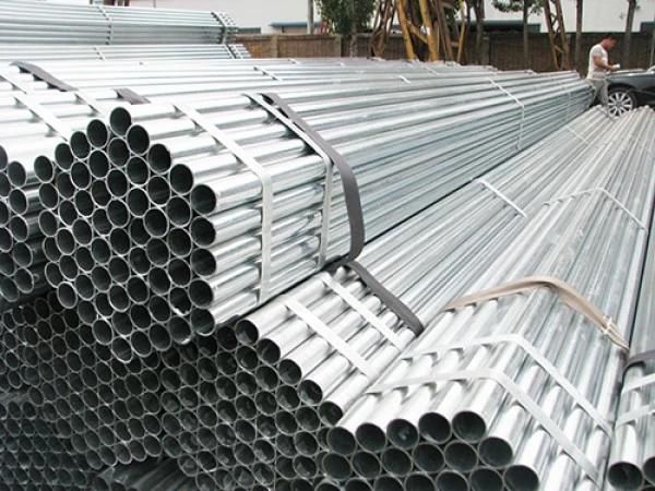Factory Price Hot Dipped Galvanized/ERW/Welded/Seamless/Spiral/Stainless/Casing Carbon Steel Pipe for Greenhouse/Scaffolding/Furniture