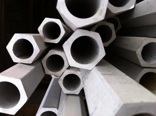 API ASTM 1095 2 Inch Thickness 25mm Ss400 Seamless Carbon Steel Shape Pipe