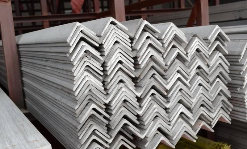 Q235 A36 Grade 20mm-250mm Hot Rolled Equal Iron Angle Bar