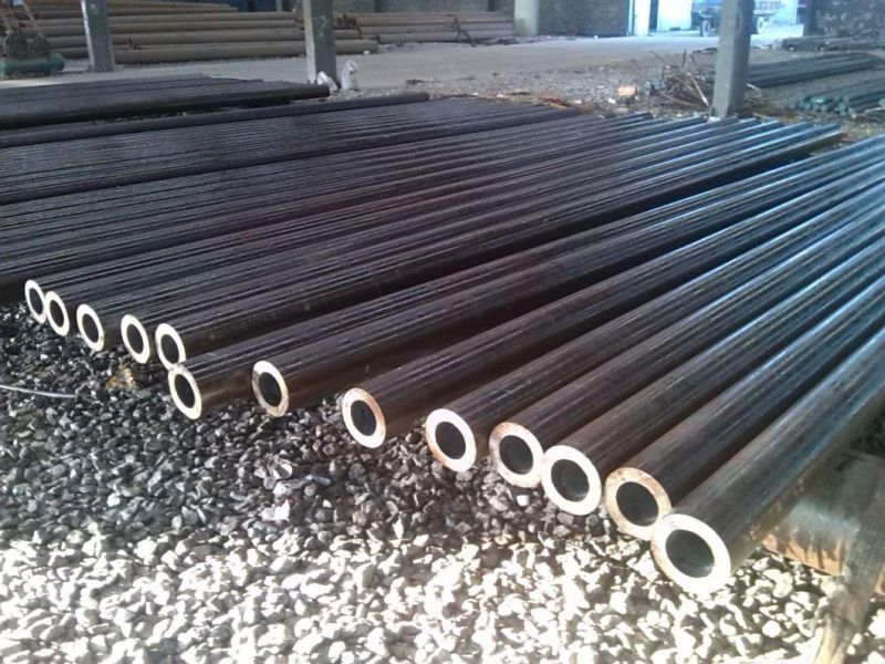 Seamless Carbon Steel Pipe Seamless Pipe / Welded Pipe with Stock Delivery