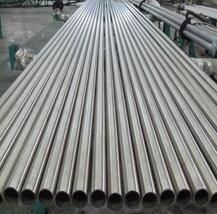 ASTM A335 P22 Alloy Steel Seamless Pipe/Tube