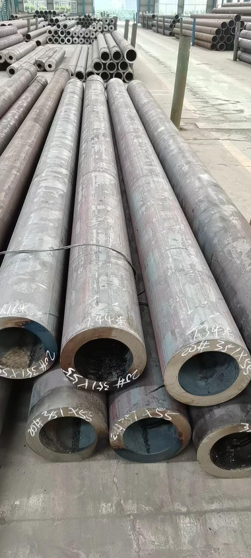 ASME Large Diameter Ss400 Seamless Steel Pipe Thick Wall ASTM 1020 Seamless Steel Tube ASTM SA106-B Steel Pipe