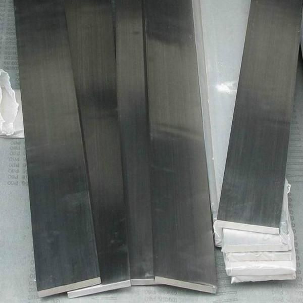Hot Rolled 304 Stainless Steel Rounded Edge Flat Bar