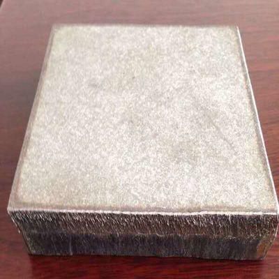 Smooth Surface Overlay Complex Carbide Plate for Feeder, Hopper, Truck Bed Liner