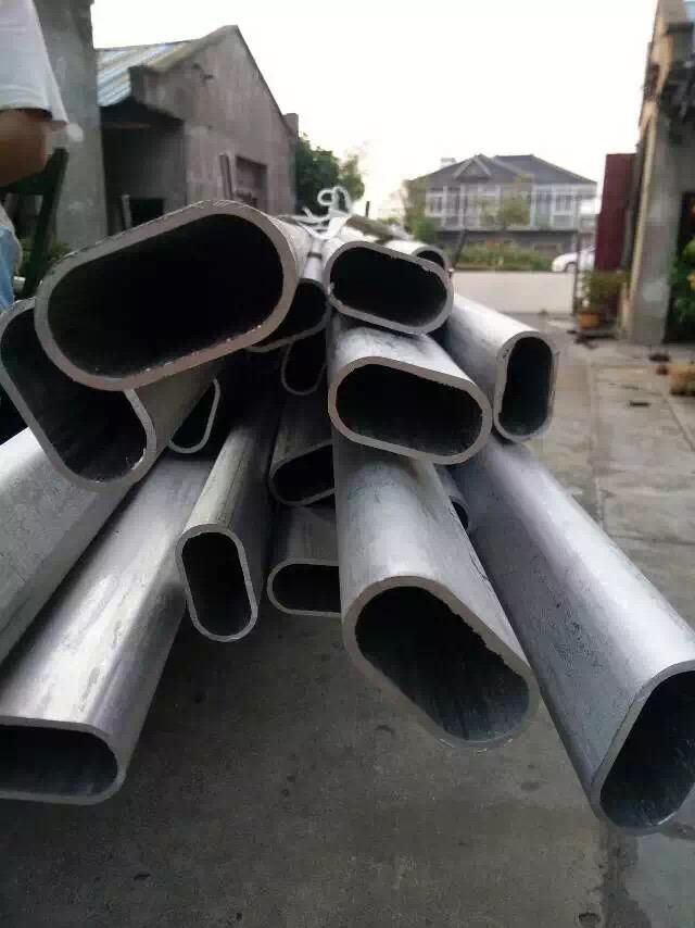 AISI 304 Shaped Stainless Steel Pipe