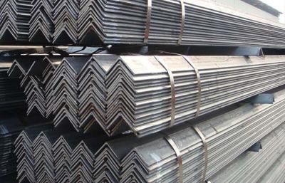High Quality ASTM A53 A106 Galvanized L Shaped 200X200X25 Steel Angle for Construction Structure